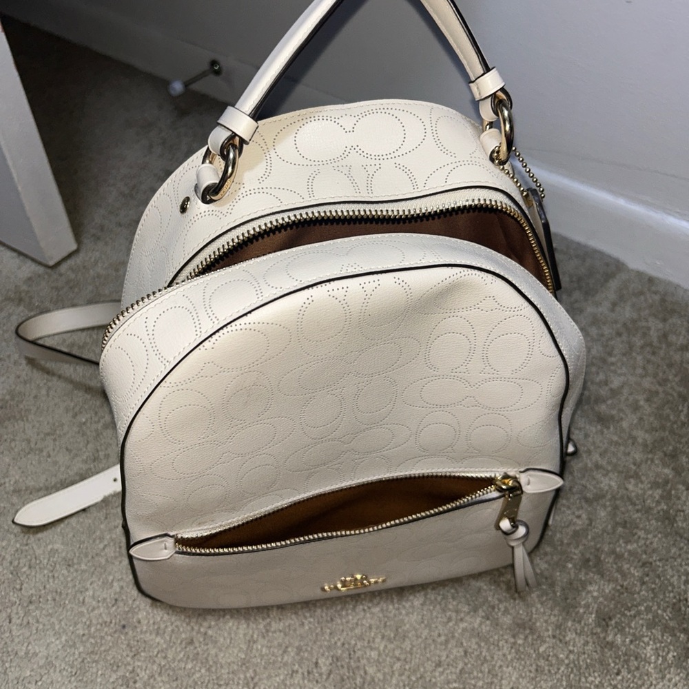 Coach Off-White Signature Backpack - Picture 7 of 9